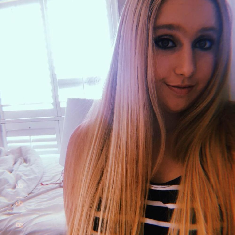 Meet your Posher, Christina